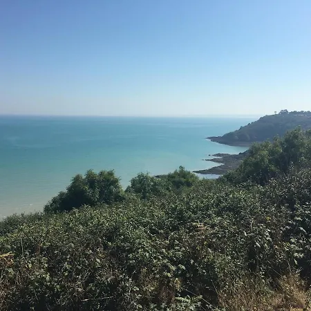 Cocon Breton Proche Plage, Gr34, Parking